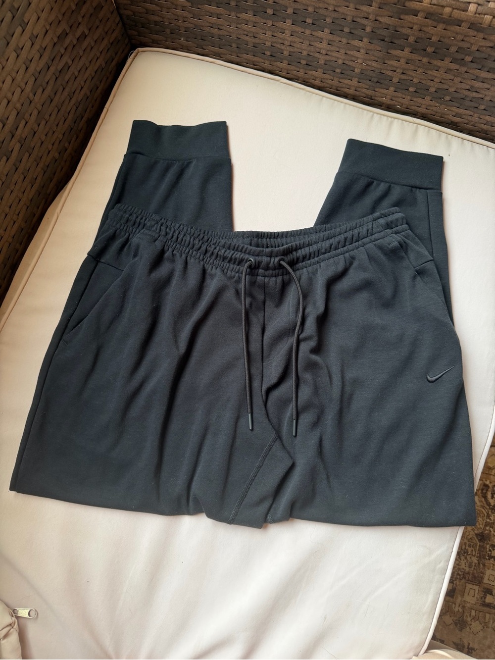 Nike Black Men's Jogger Sweatpants with Drawstring